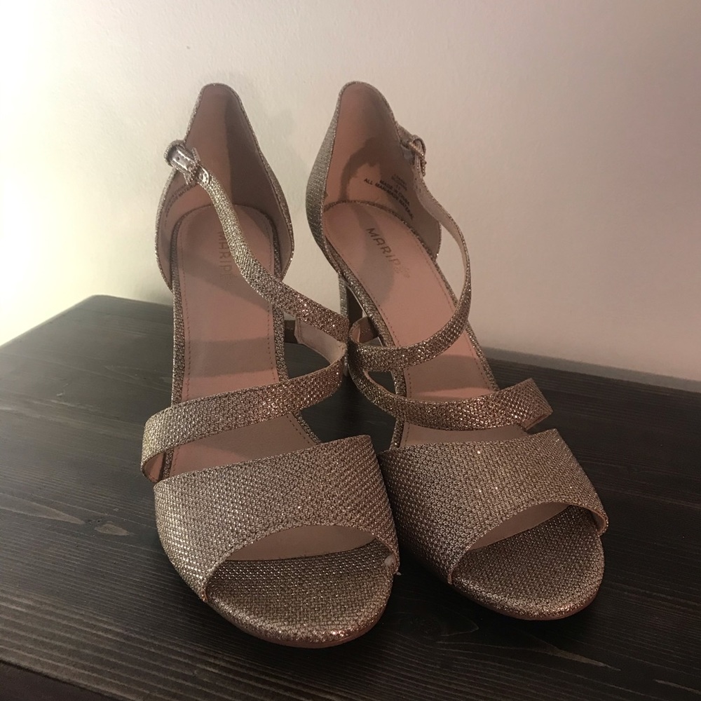 🌟Gold Sparkle🌟 2-3 inch scrappy heels.